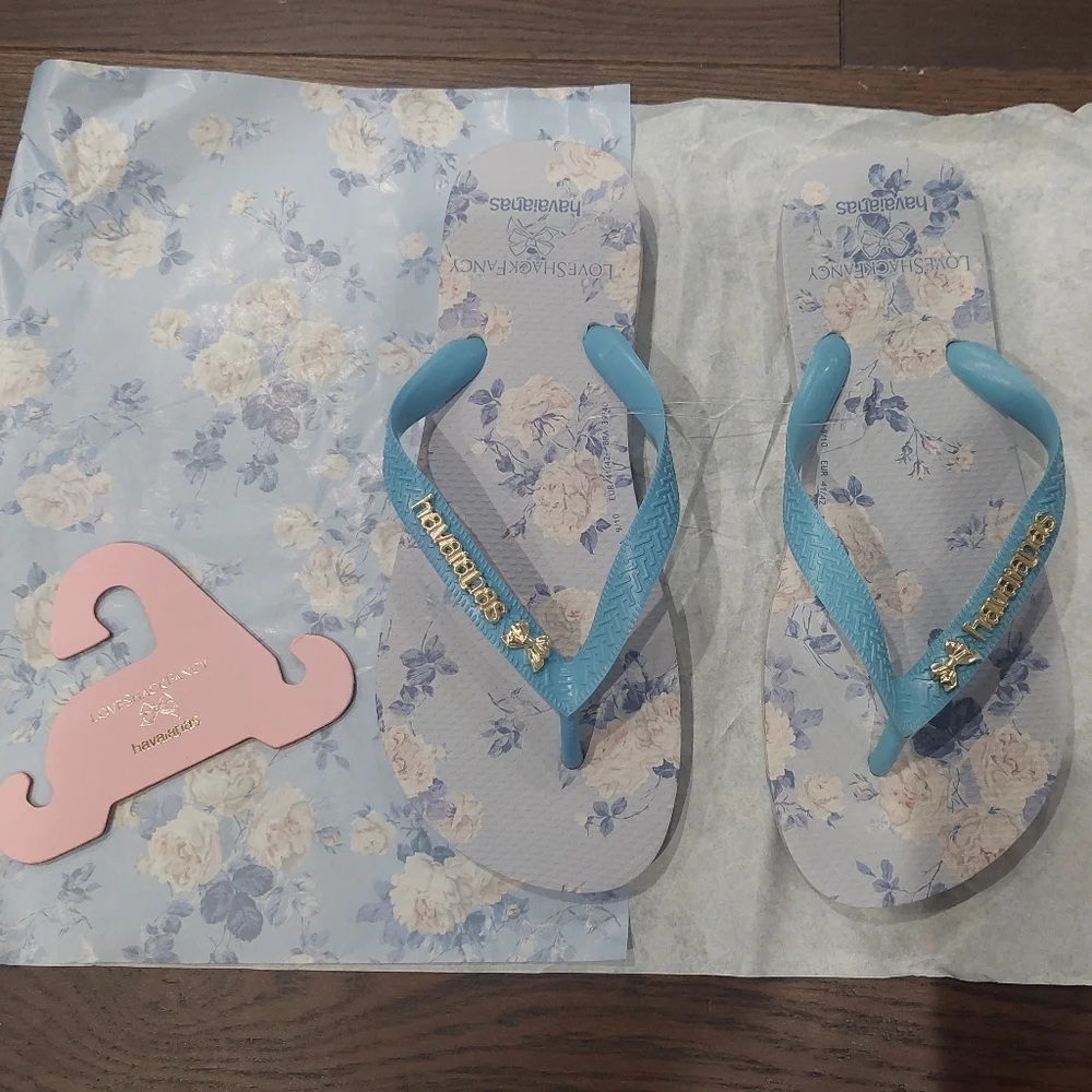 LoveShackFancy x havaianas Women's Whisper Blue Top Flip Flops - Picture 2 of 12